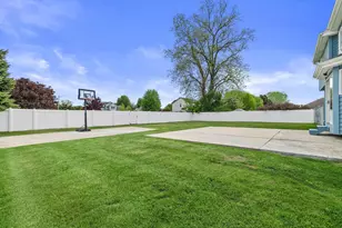 1322 Silent Sunday Ct, Racine, WI 53402 - Photo 2