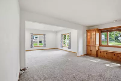 1880  Stardust Dr, Waukesha, WI 53186 - Photo 12