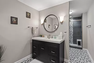 3119 W King Arthurs Ct, Greenfield, WI 53221 - Photo 18