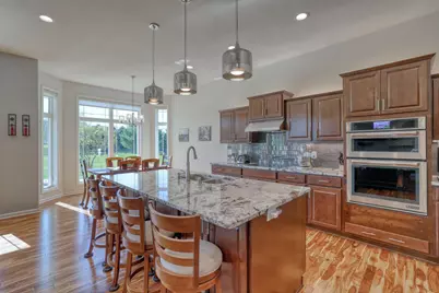 W329S8470 S Oak Tree Dr, Mukwonago, WI 53149 - Photo 4