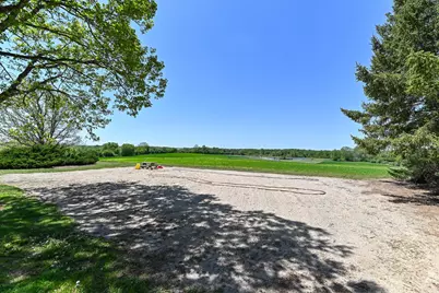 7734  Marsh Rd, Racine, WI 53185 - Photo 56