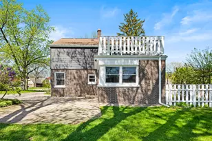 7438 N Seneca Rd, Fox Point, WI 53217 - Photo 32