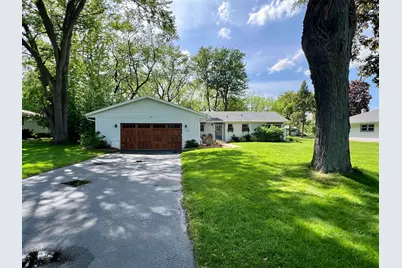 2525  Tilton Ln, Brookfield, WI 53045 - Photo 48