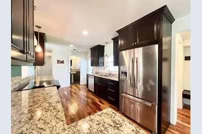 2525  Tilton Ln, Brookfield, WI 53045 - Photo 10