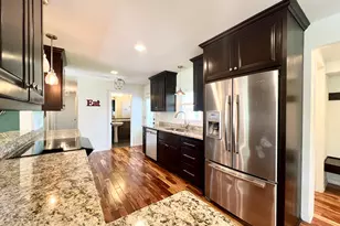 2525 Tilton Ln, Brookfield, WI 53045 - Photo 10