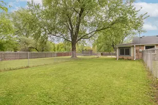 13715 W Cardinal Pkwy, New Berlin, WI 53151 - Photo 6