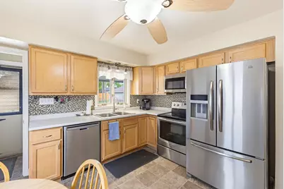 3421 S 80th St, Milwaukee, WI 53219 - Photo 6