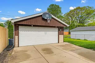 3421 S 80th St, Milwaukee, WI 53219 - Photo 28