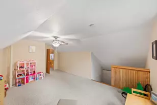 9009 W Cold Spring Rd, Greenfield, WI 53228 - Photo 26