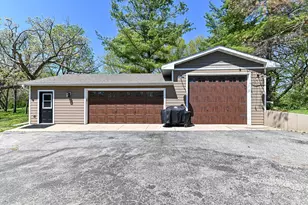 4935 Buena Park Rd, Racine, WI 53185 - Photo 4