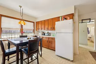 4703 W Jackson Park Dr, Milwaukee, WI 53219 - Photo 16