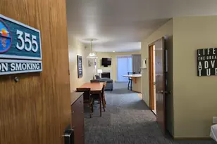 111 Center St, Lake Geneva, WI 53147 - Photo 6