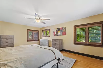 6537  Washington Cir, Wauwatosa, WI 53213 - Photo 22