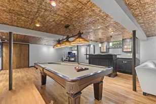 6537 Washington Cir, Wauwatosa, WI 53213 - Photo 30