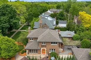 6537 Washington Cir, Wauwatosa, WI 53213 - Photo 44