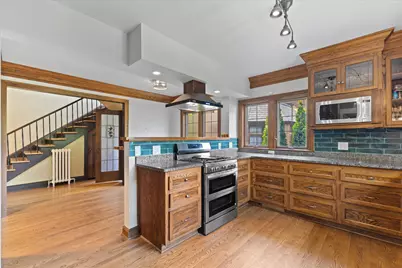 6537  Washington Cir, Wauwatosa, WI 53213 - Photo 16