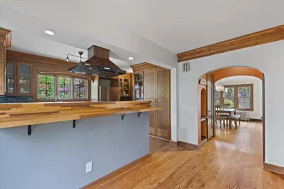 6537  Washington Cir, Wauwatosa, WI 53213 - Photo 14