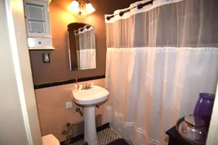 1028 E Juneau Ave, Milwaukee, WI 53202 - Photo 8