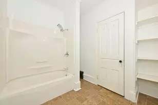 2768 N Bremen St, Milwaukee, WI 53212 - Photo 12