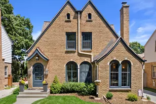 2648 Lefeber Ave, Wauwatosa, WI 53213 - Photo 40