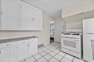 2648 Lefeber Ave, Wauwatosa, WI 53213 - Photo 38
