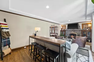 2648 Lefeber Ave, Wauwatosa, WI 53213 - Photo 4