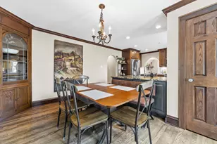 2648 Lefeber Ave, Wauwatosa, WI 53213 - Photo 8