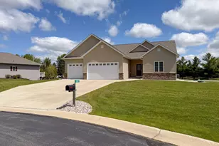 6960 Barney Ct, Trenton, WI 53090 - Photo 2