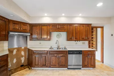 1613  September Dr, Racine, WI 53402 - Photo 10