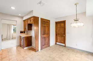 1613 September Dr, Racine, WI 53402 - Photo 12