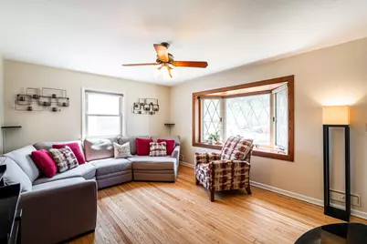 608  Williams Ave, South Milwaukee, WI 53172 - Photo 4