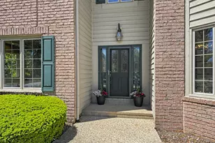 4665 Hastings Dr, Brookfield, WI 53045 - Photo 4
