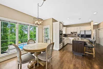 4665  Hastings Dr, Brookfield, WI 53045 - Photo 10