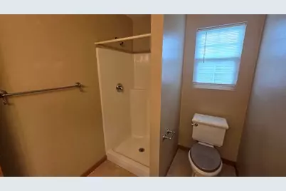 4725  Fox Grove Rd, Sheboygan, WI 53081 - Photo 10