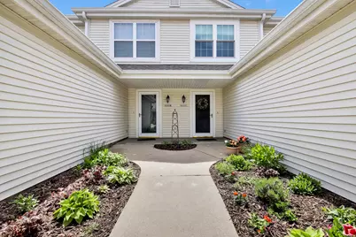 2121 E Broadway - #C, Waukesha, WI 53186 - Photo 2
