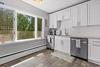 609 E Lake View Ave, Whitefish Bay, WI 53217 - Photo 12