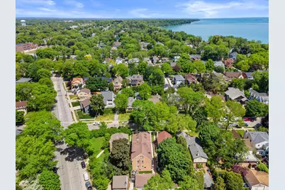 609 E Lake View Ave, Whitefish Bay, WI 53217 - Photo 30