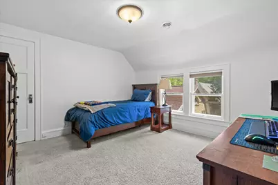 609 E Lake View Ave, Whitefish Bay, WI 53217 - Photo 18
