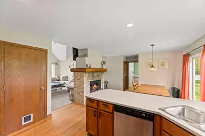 1803  Wexford Ln, Waukesha, WI 53186 - Photo 16