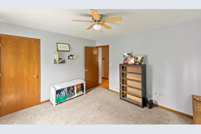 1803  Wexford Ln, Waukesha, WI 53186 - Photo 22