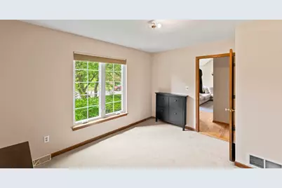 1803  Wexford Ln, Waukesha, WI 53186 - Photo 20