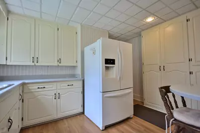 537  Dunbar Ave, Waukesha, WI 53186 - Photo 18