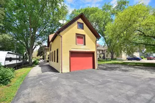 537 Dunbar Ave, Waukesha, WI 53186 - Photo 34