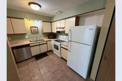 S75W16775  Jacob Ct, Muskego, WI 53150 - Photo 10