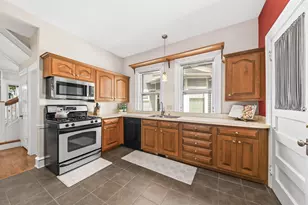 3228 N Shepard Ave, Milwaukee, WI 53211 - Photo 14