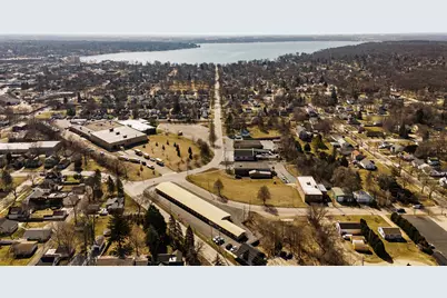 1200  La Salle Ct, Lake Geneva, WI 53147 - Photo 4