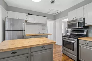 2147 S Mound St, Milwaukee, WI 53207 - Photo 18