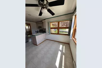1024  Illinois St, Racine, WI 53405 - Photo 8