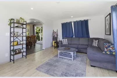 2675 N 113th St, Wauwatosa, WI 53226 - Photo 6