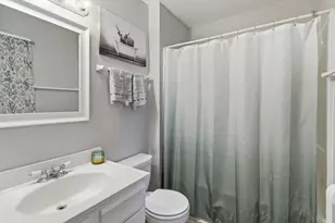 2675 N 113th St, Wauwatosa, WI 53226 - Photo 16